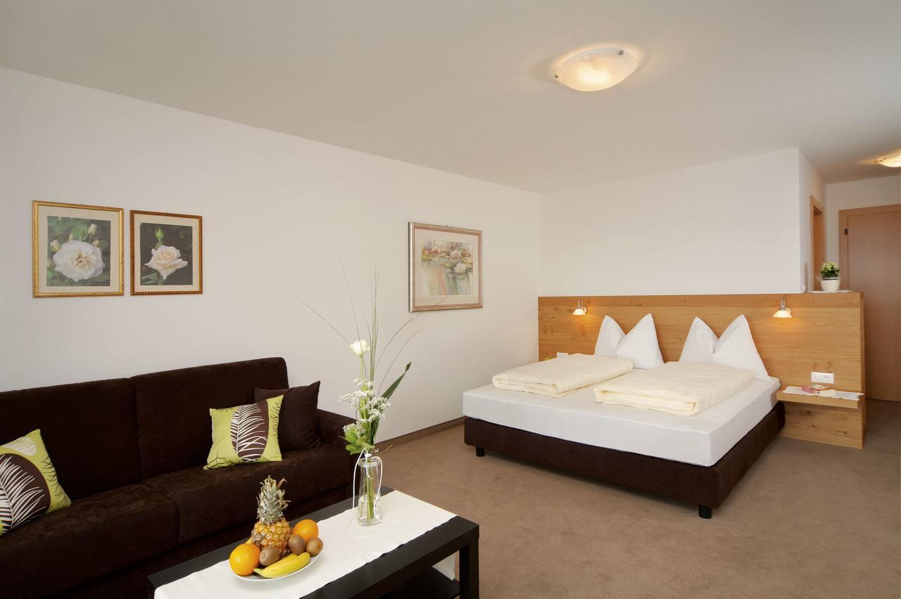 טירולו Hotel Garni Paler מראה חיצוני תמונה