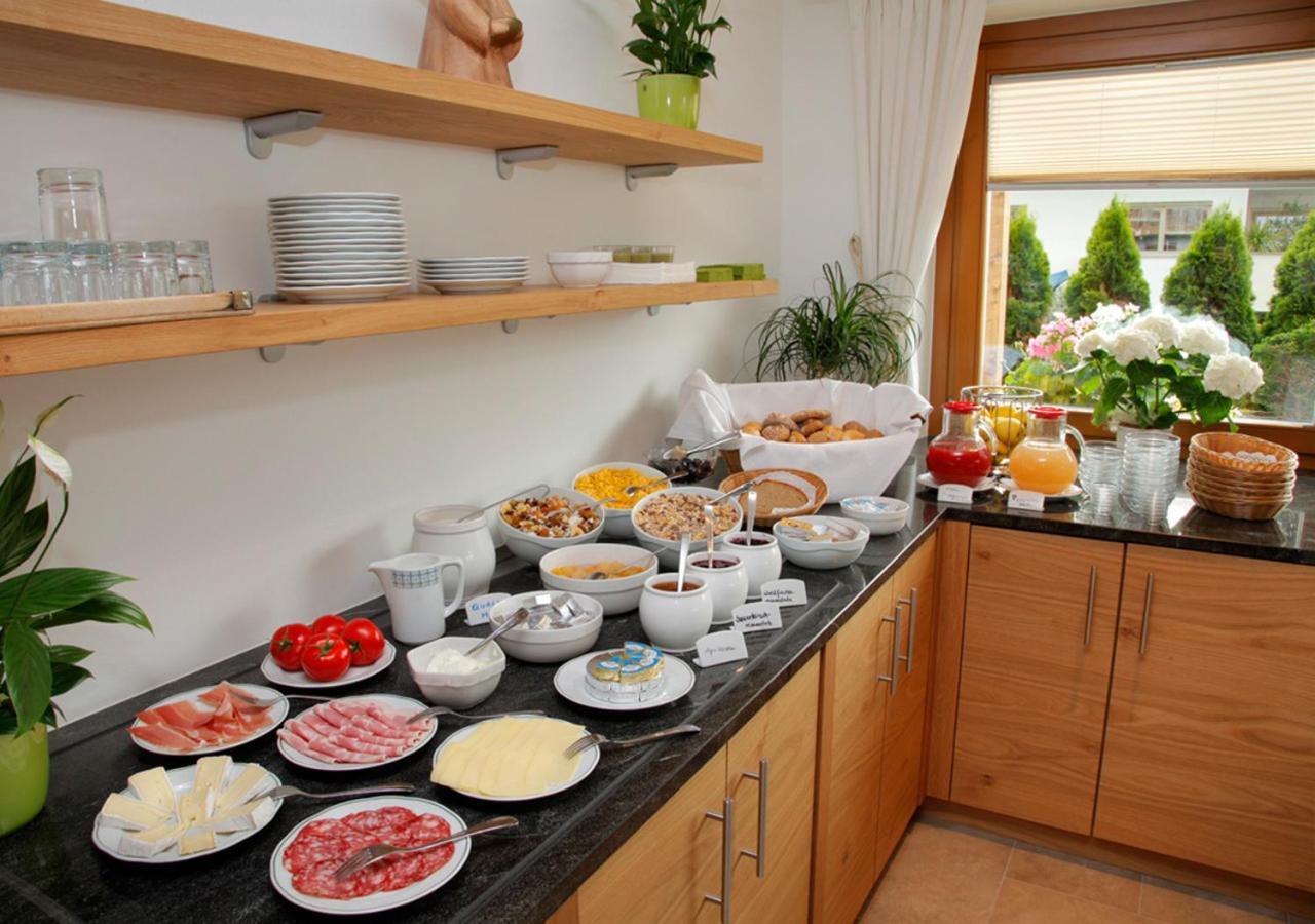 טירולו Hotel Garni Paler מראה חיצוני תמונה